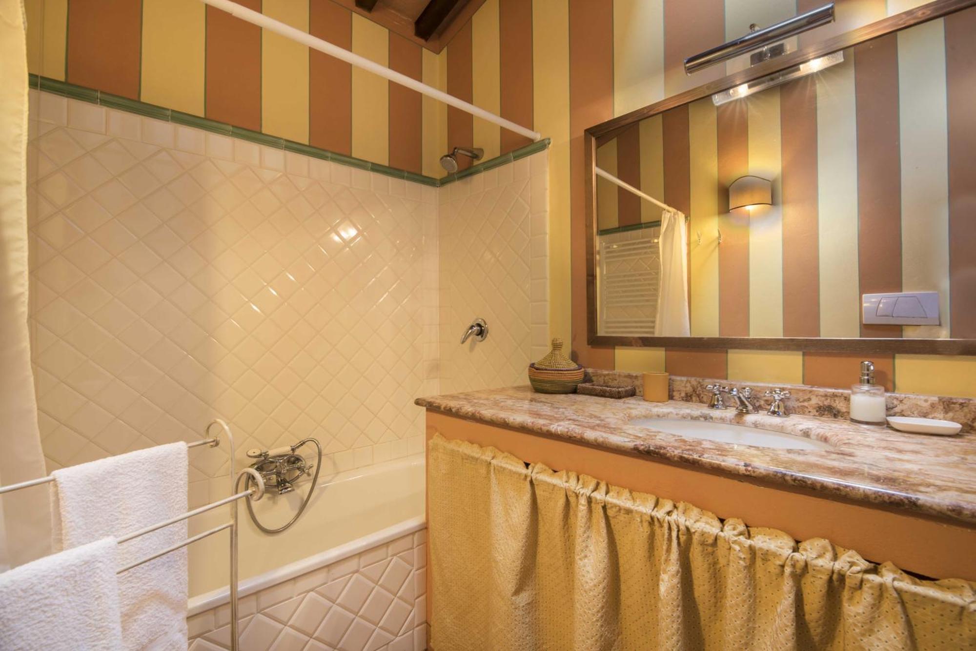 Borgo Di Camporsevoli Villa Exteriör bild