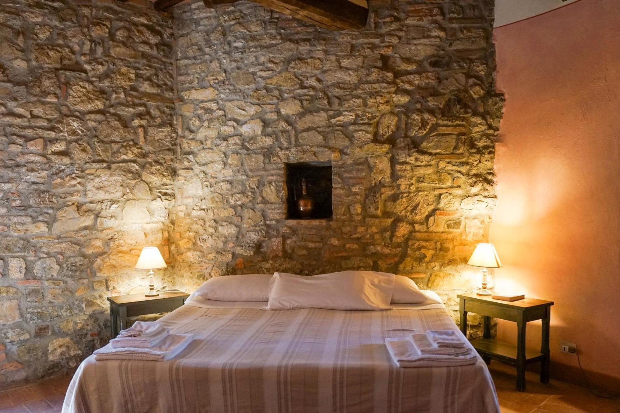 Borgo Di Camporsevoli Villa Exteriör bild